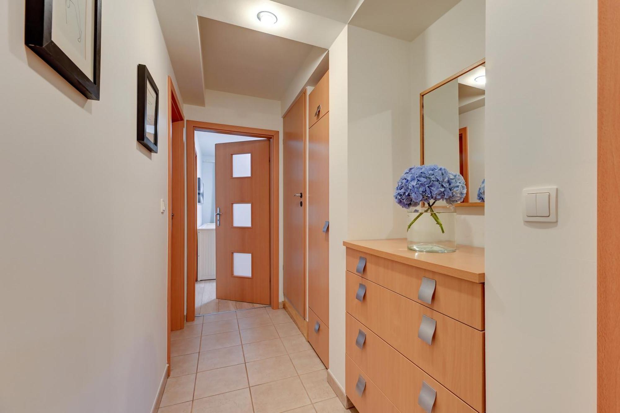48 Apartment