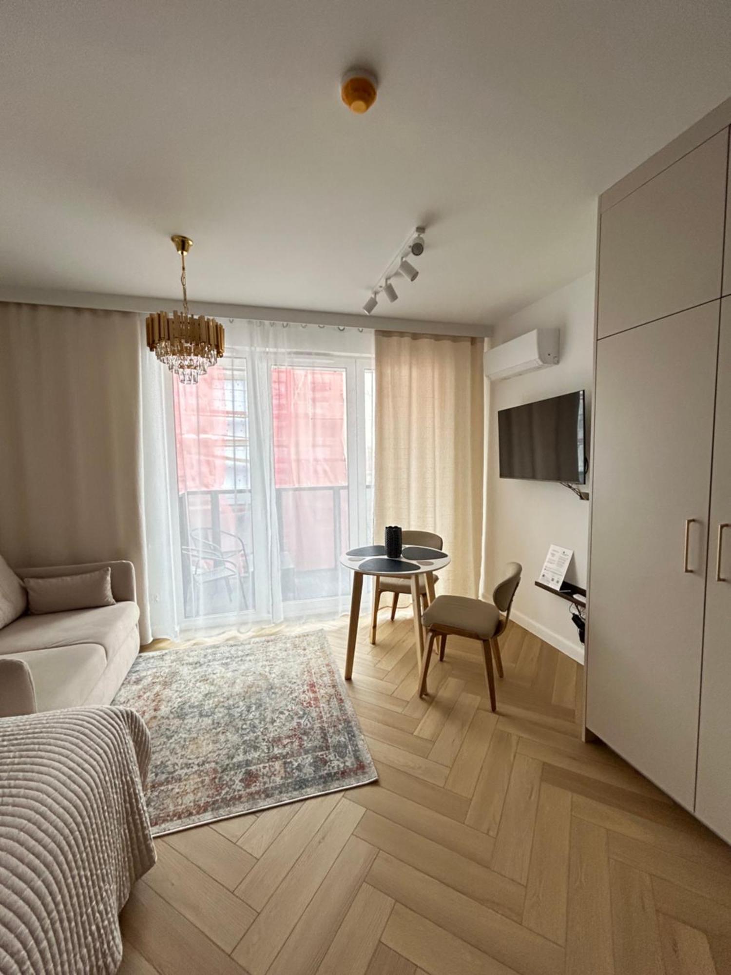Riverview Portovo By Lion Apartment