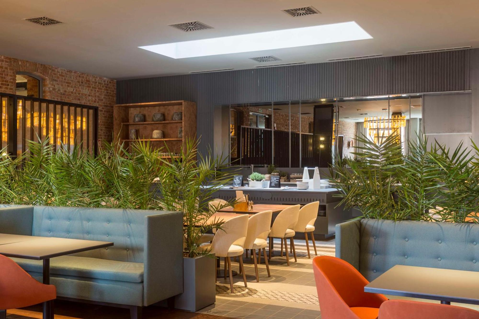 Hotell Radisson & Suites,