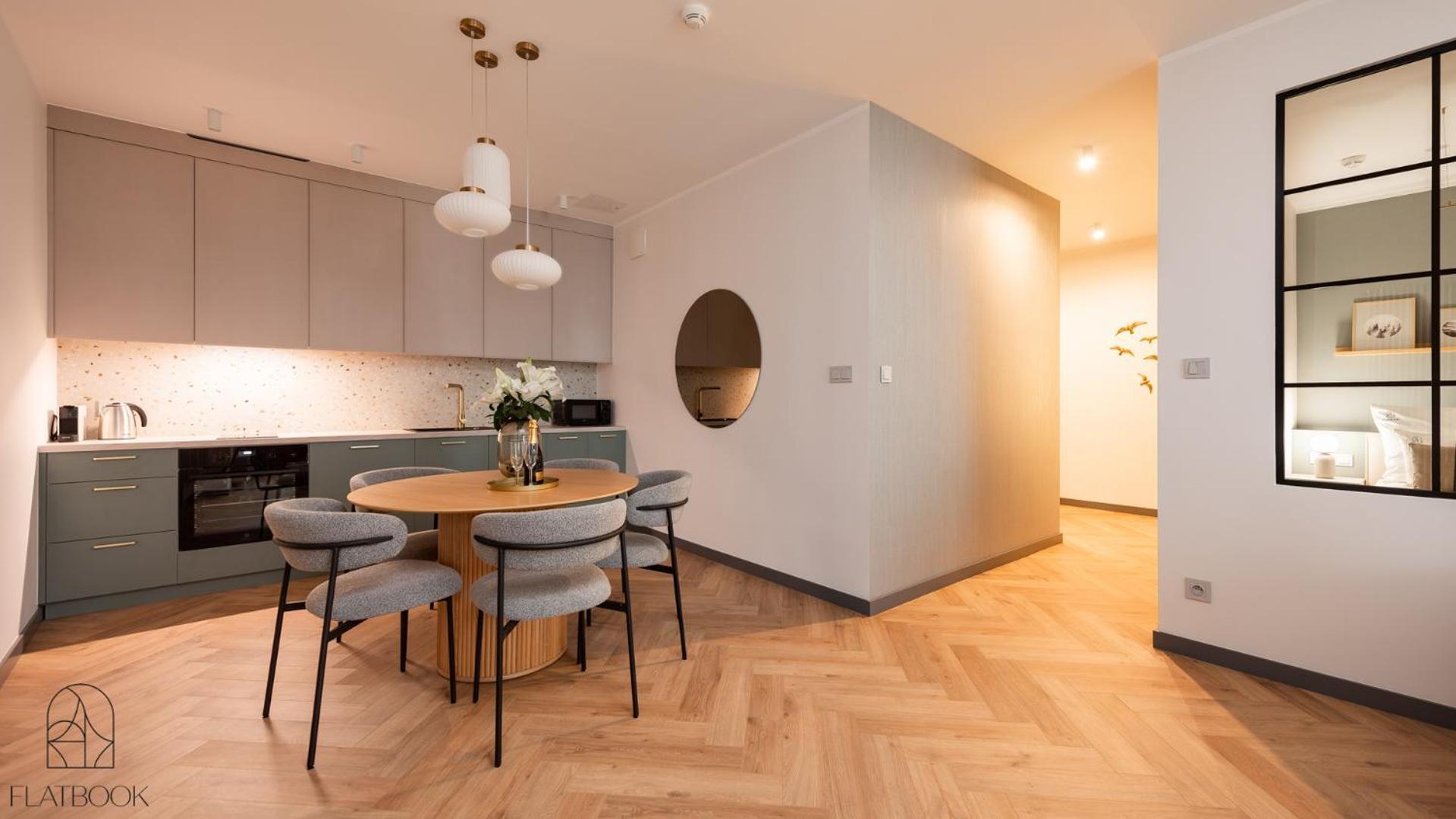 Flatbook-granaria With Sauna & In The Center Huoneisto Gdańsk