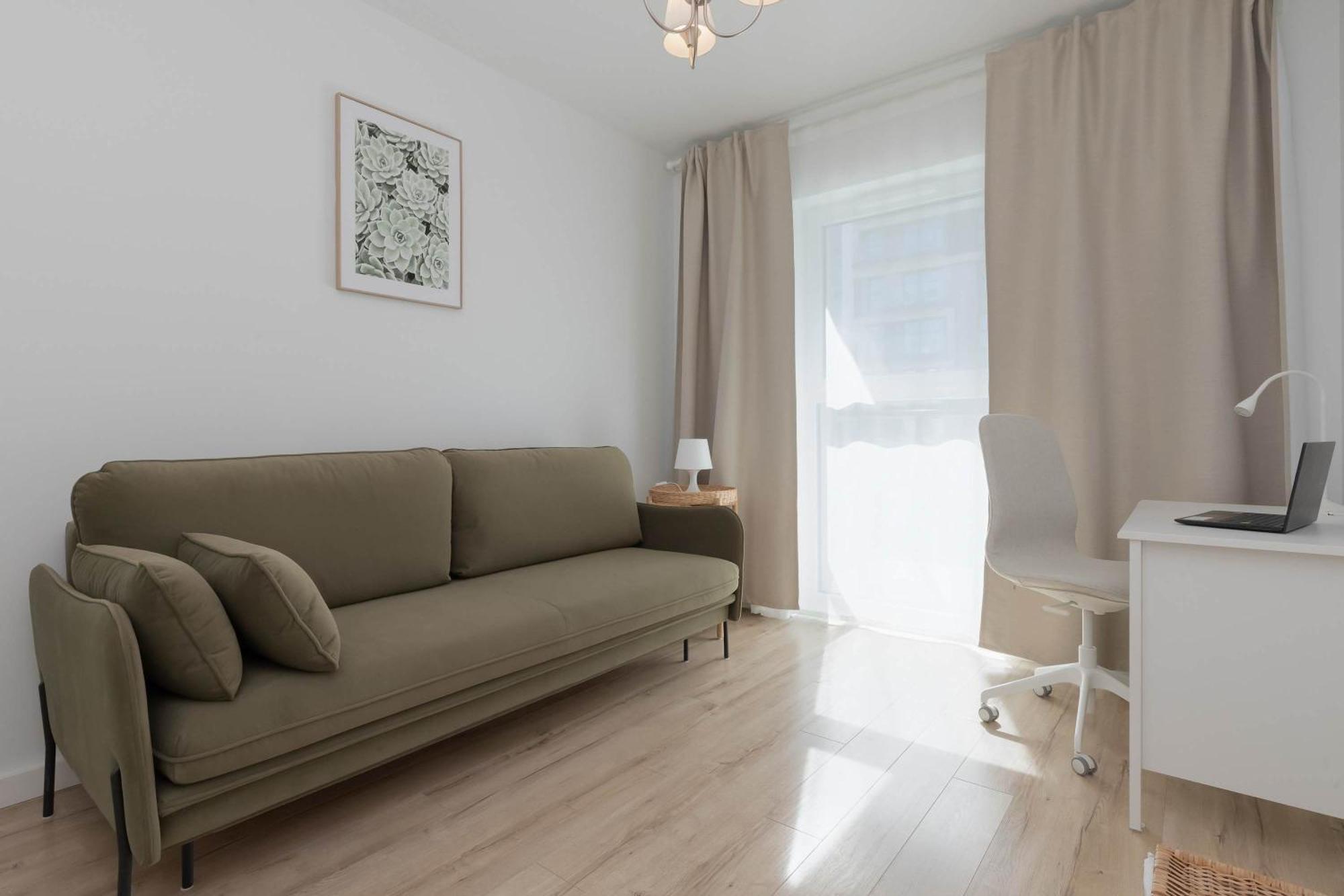 Apartment Unique Starowiejska With Parking By Renters Gdansk