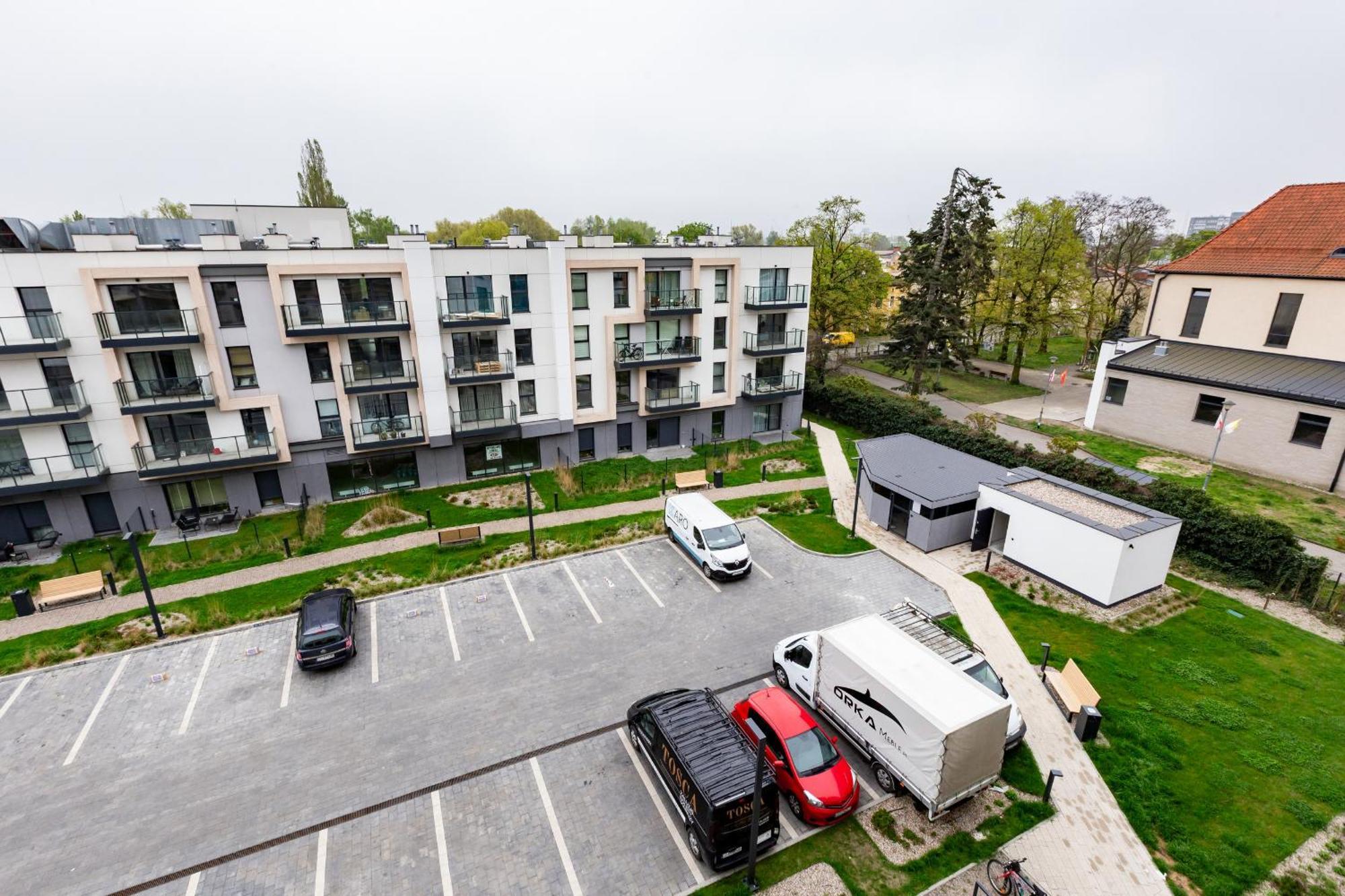 The Soaring Seagulls With Parking Apartment Gdansk
