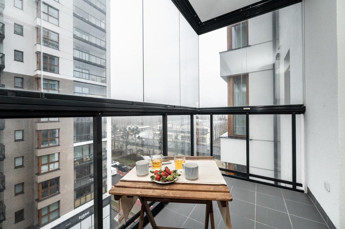Ambershell Apartment