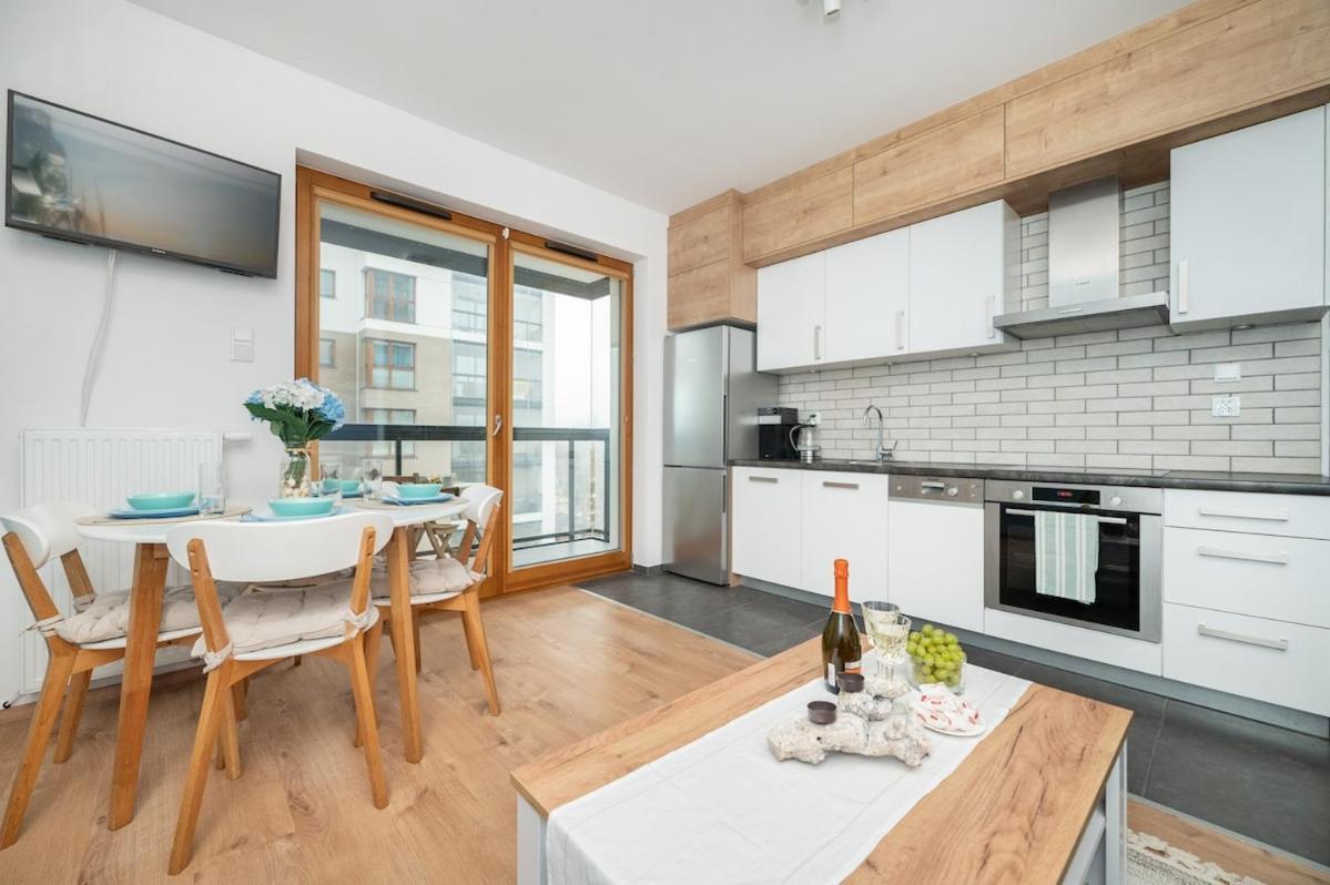 Apartment Ambershell