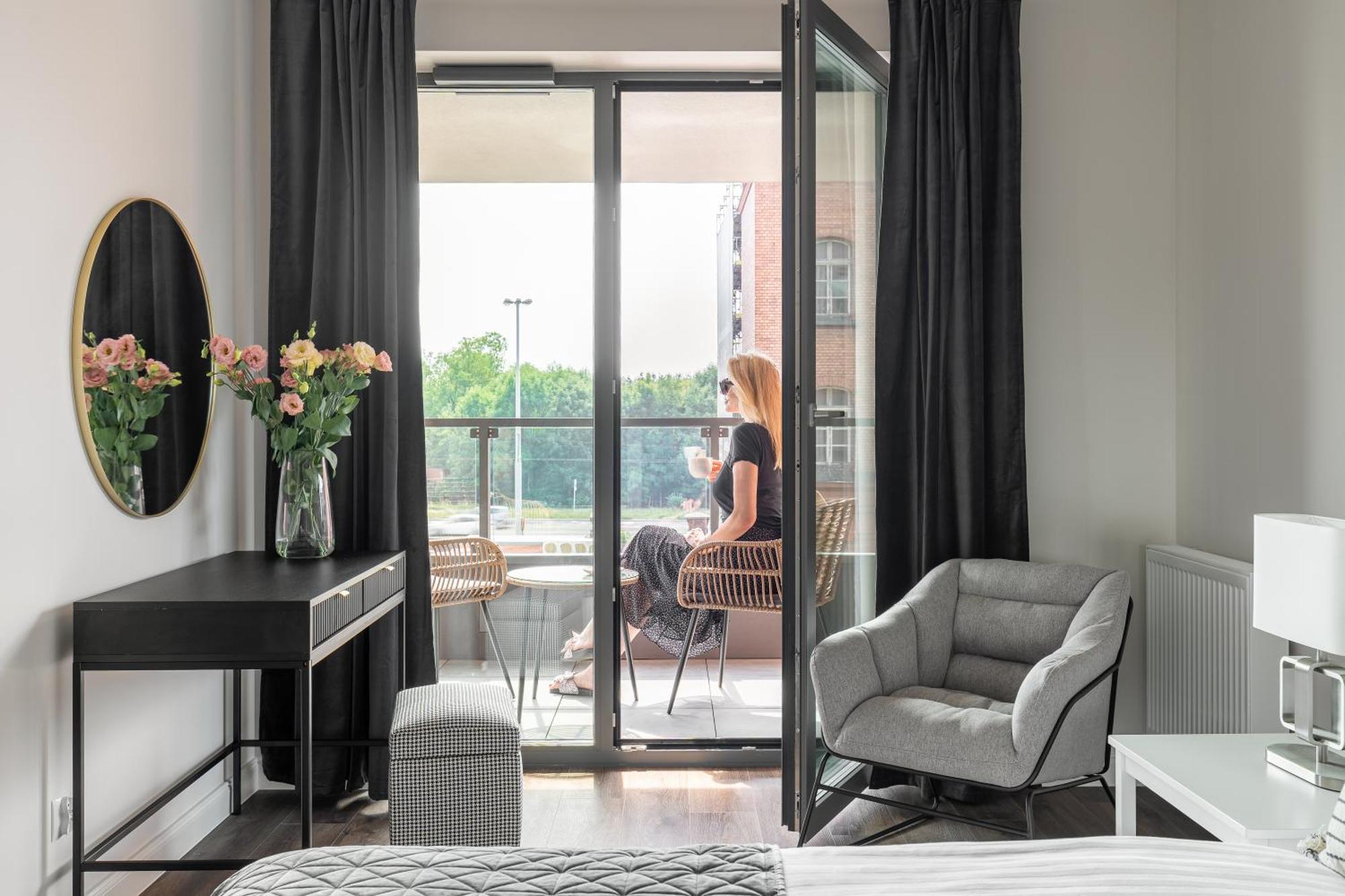 Apartament Scala 60c Center With Parking By Lion