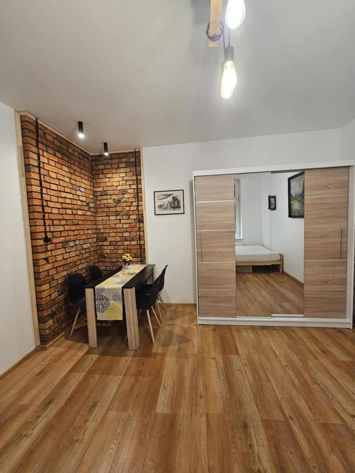 Apartment Slonecznikowy Loft Parter