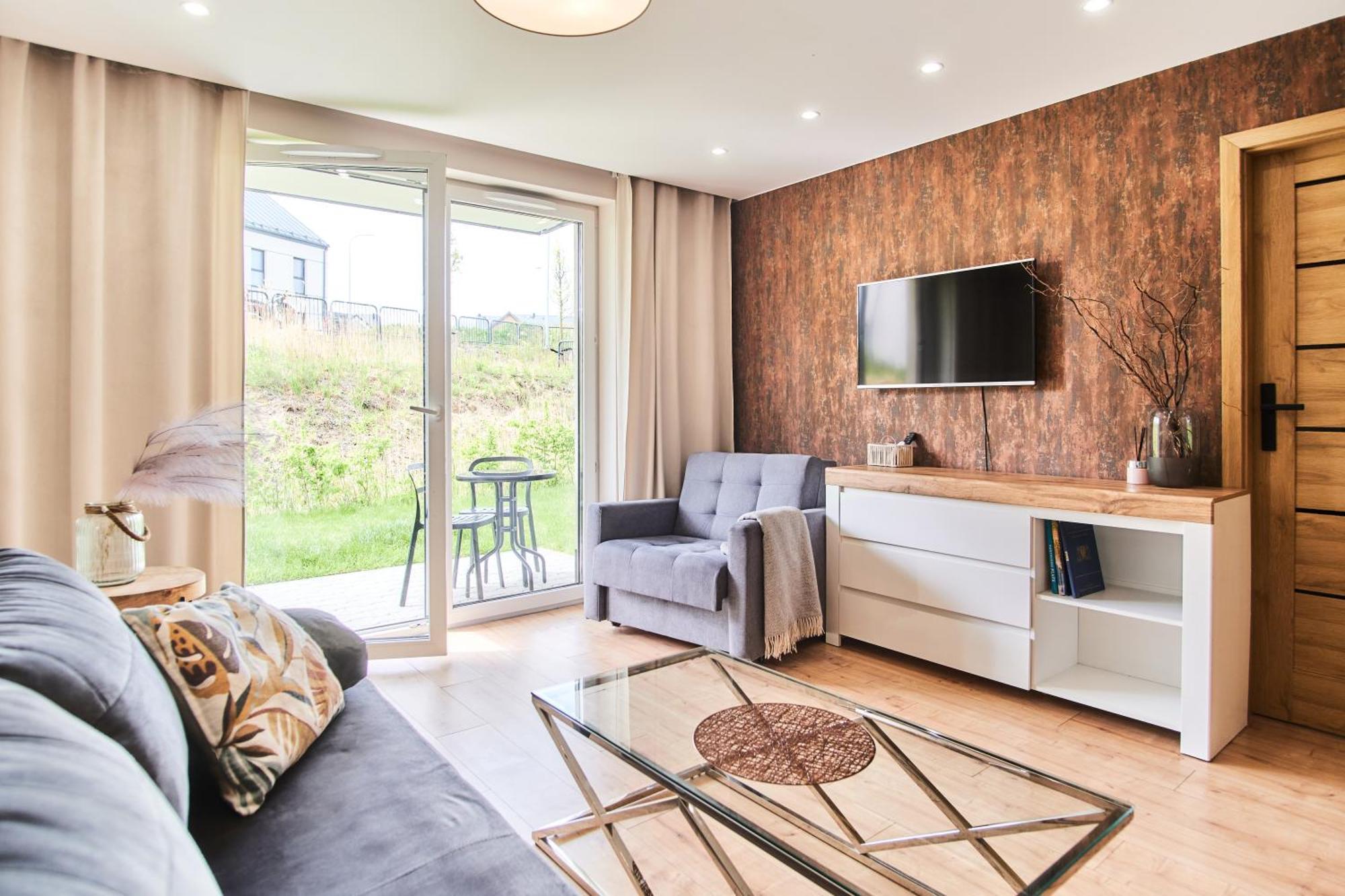 Cozy With Garden - Free Private Parking