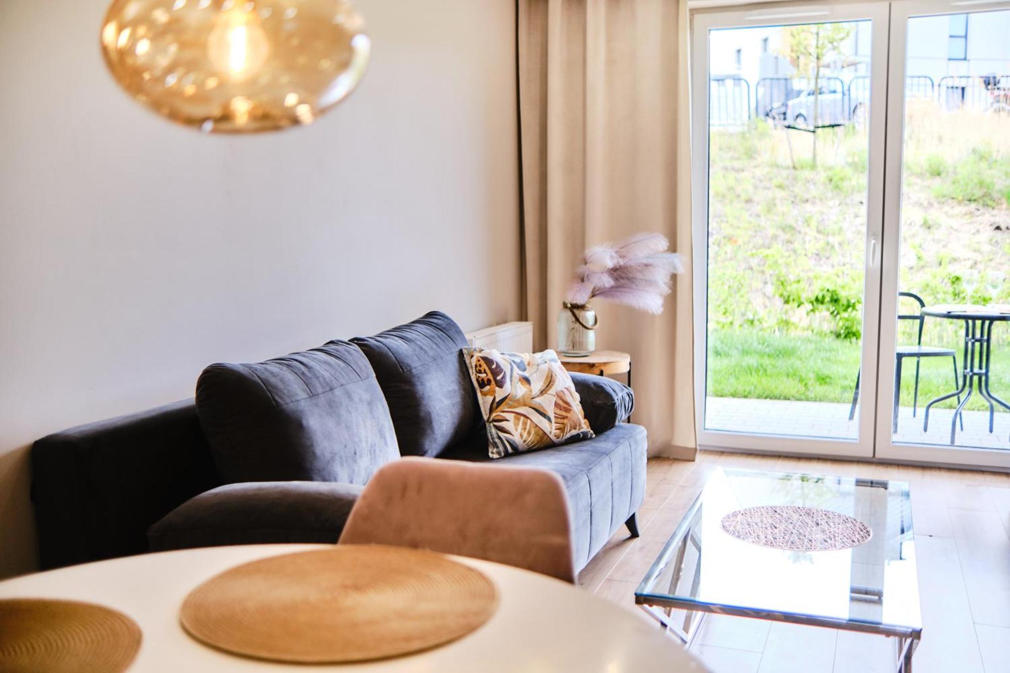 Lägenhet Cozy With Garden - Free Private Parking Gdańsk