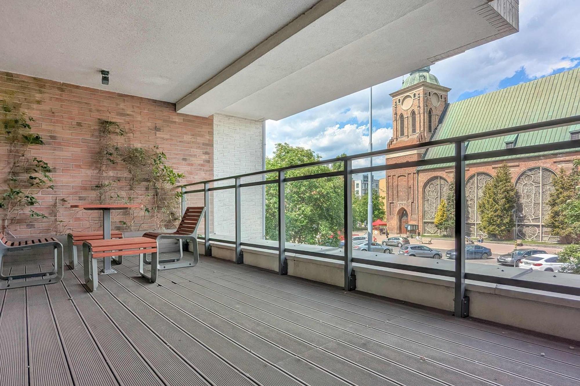 Exclusive With Parking, Air Conditioning And A Rooftop Terrace In The Centre Of By Renters Prestige Apartment Gdansk