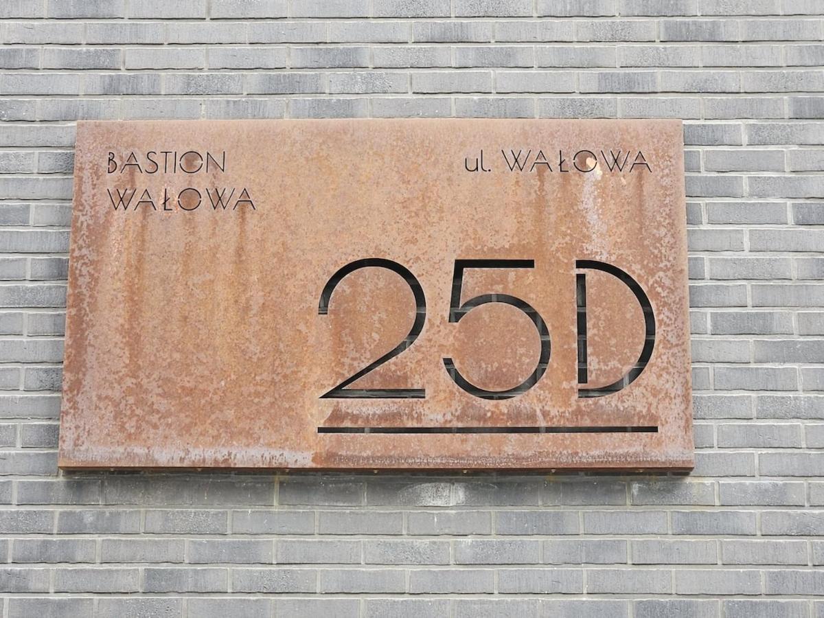 Bastion Walowa 25 D Parking Gdansk