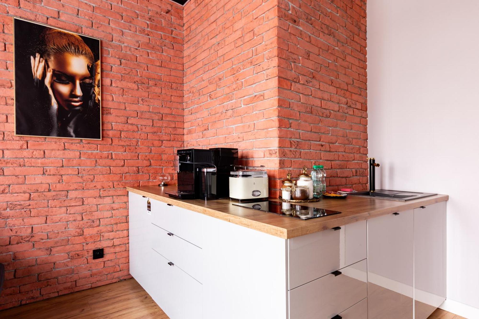 Urban Chic By Bookinghost Apartment