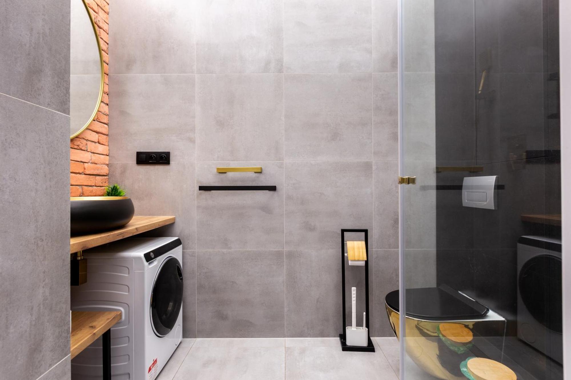 Apartment Urban Chic By Bookinghost
