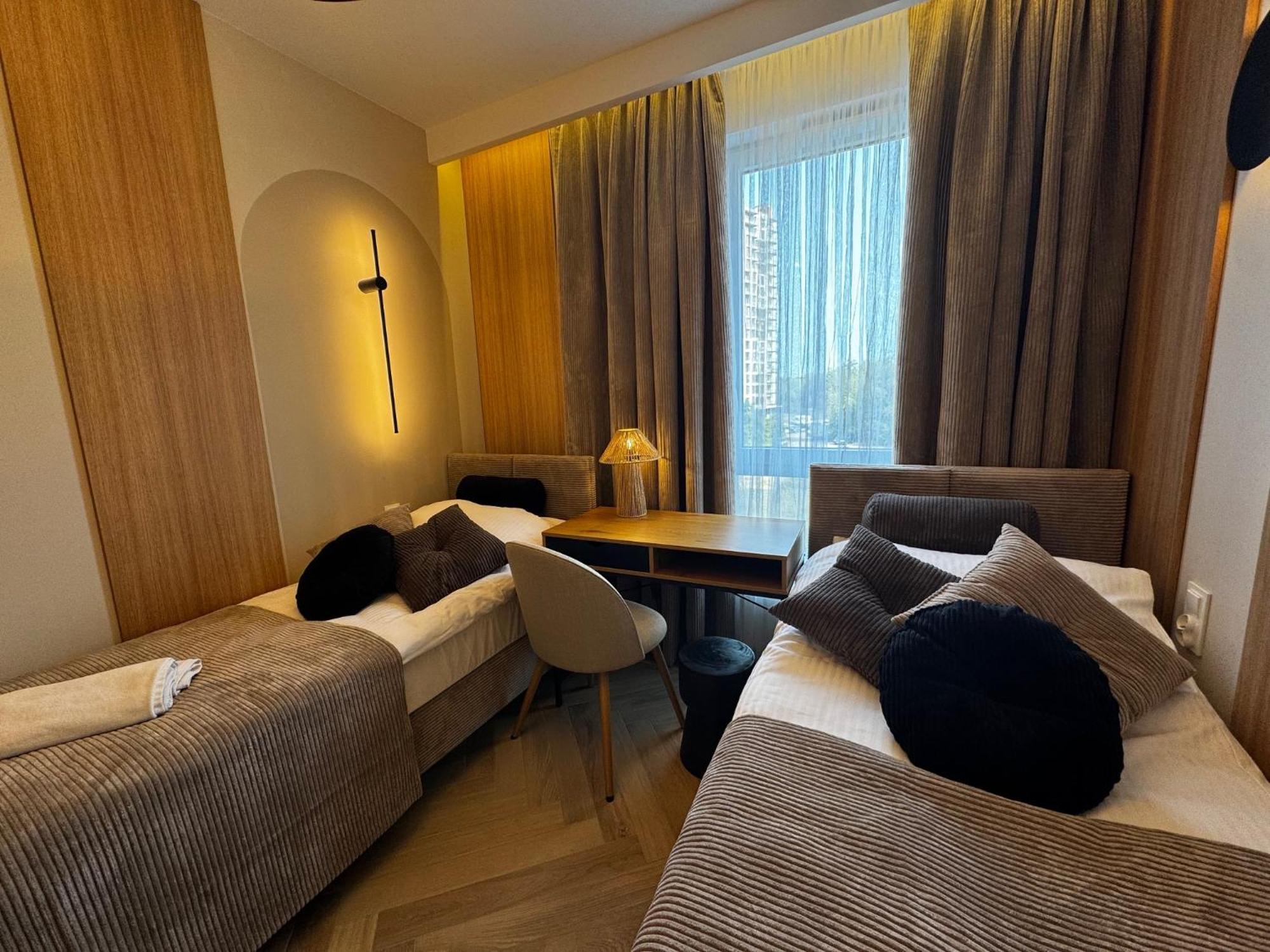 Apartment Family & Business Sauna Apartments Baltic Horizon Premium Spa - 3 Bedroom With Private Sauna, Jacuzzi, Rooftop Gym & Panoramic Terrace, Balcony, Underground Garage