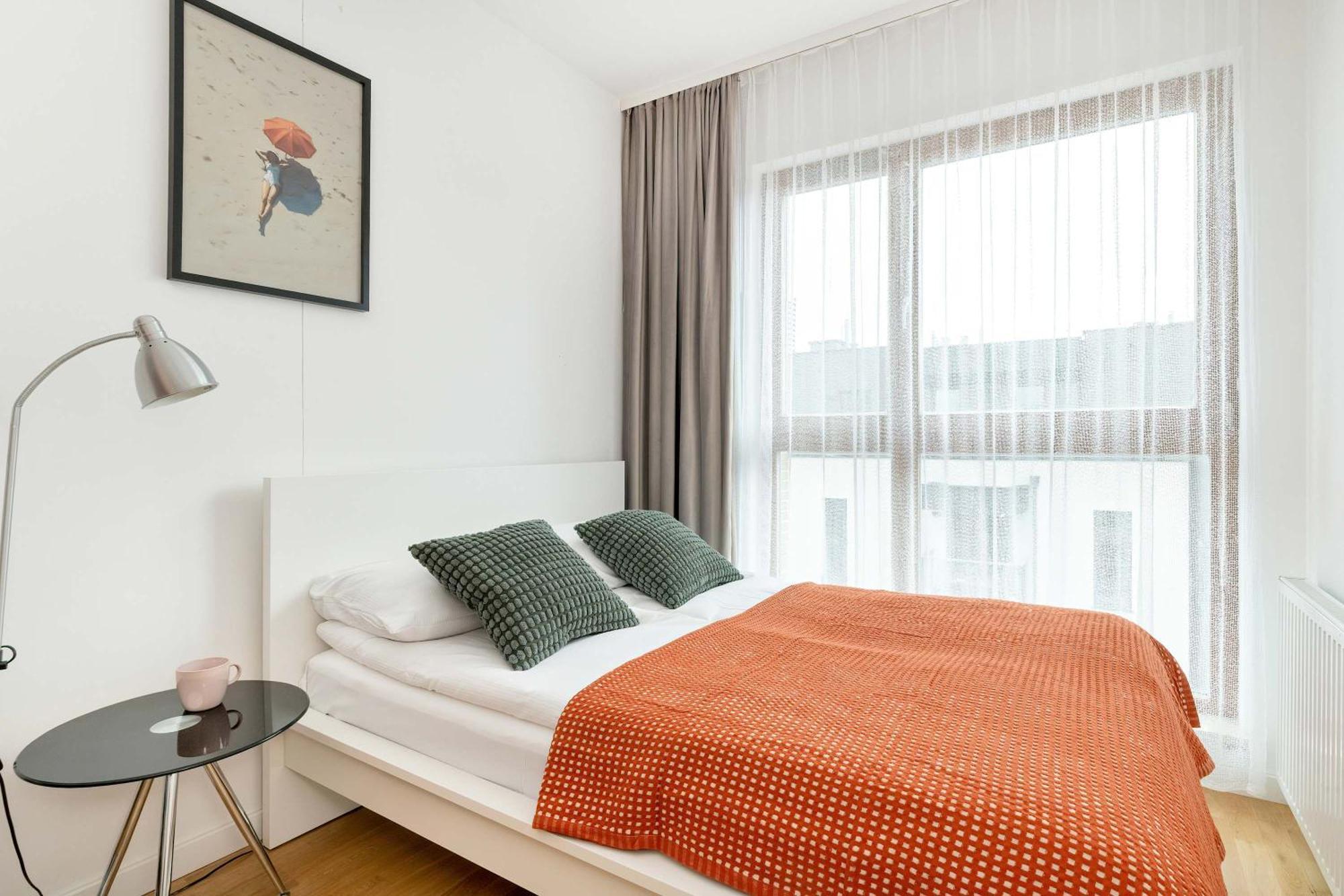 Apartment Modern With Parking & Balcony By Renters Gdansk