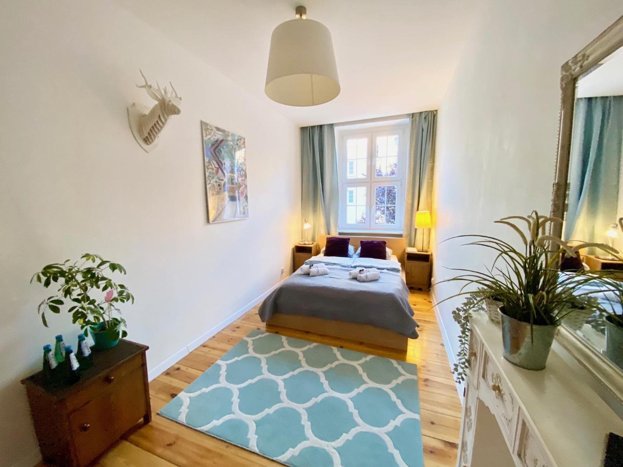 Lts Rent Comfortable Old Town & Art, Three Apartment