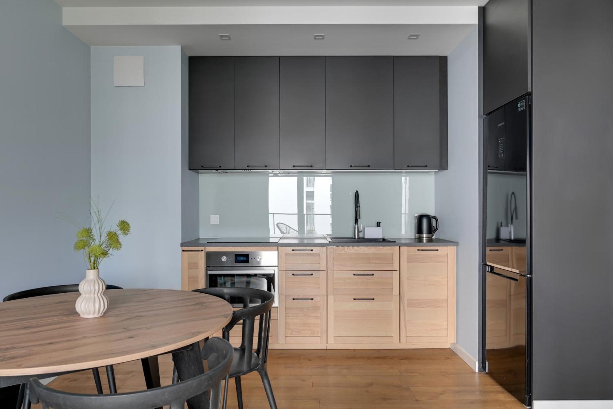 Apartment Nadmorze Seaside With Parking By Lion *
