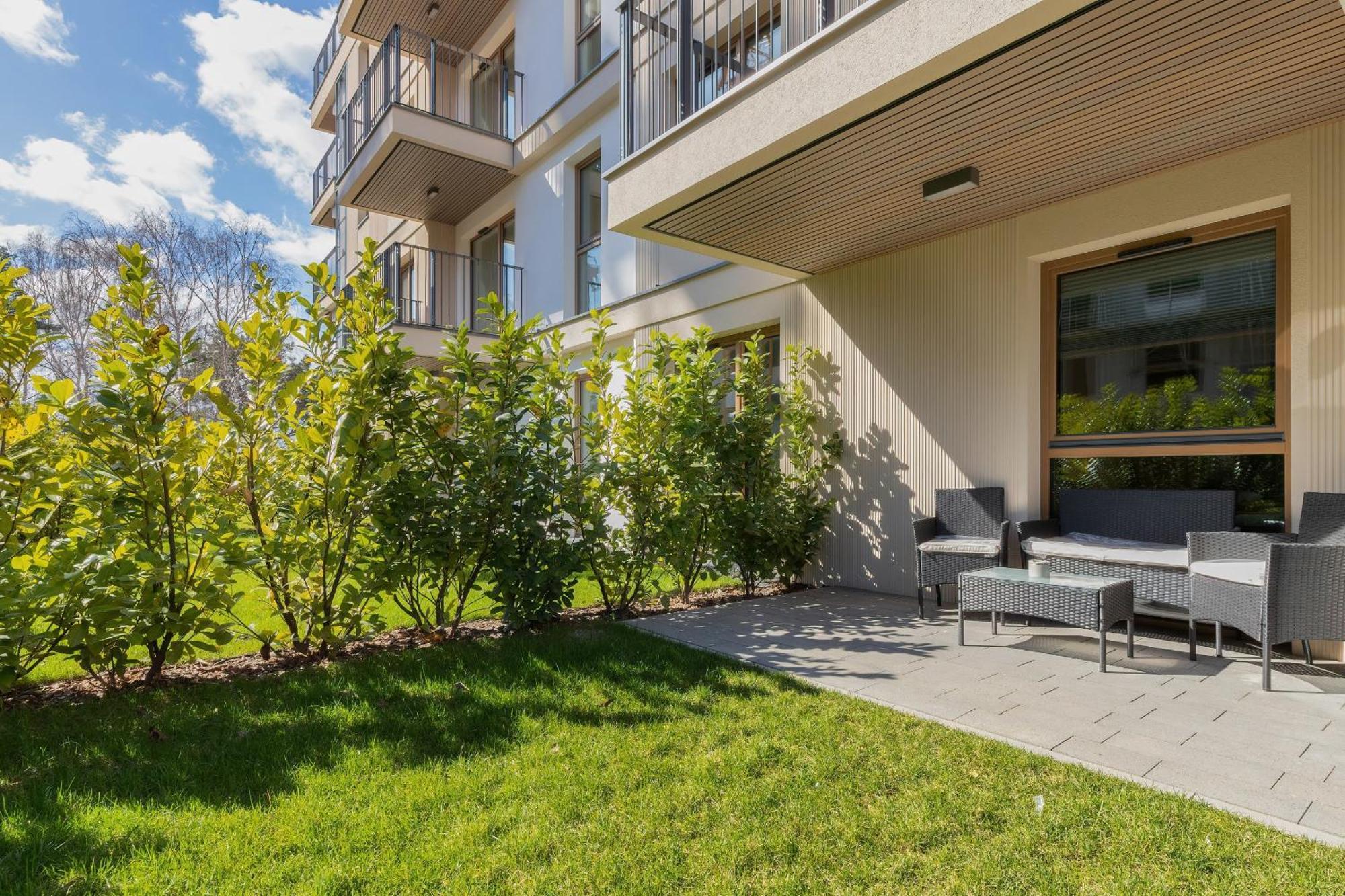 Gdanska Modern Apartment With Patio, Parking & Gym By Noclegi Renters Leilighet *