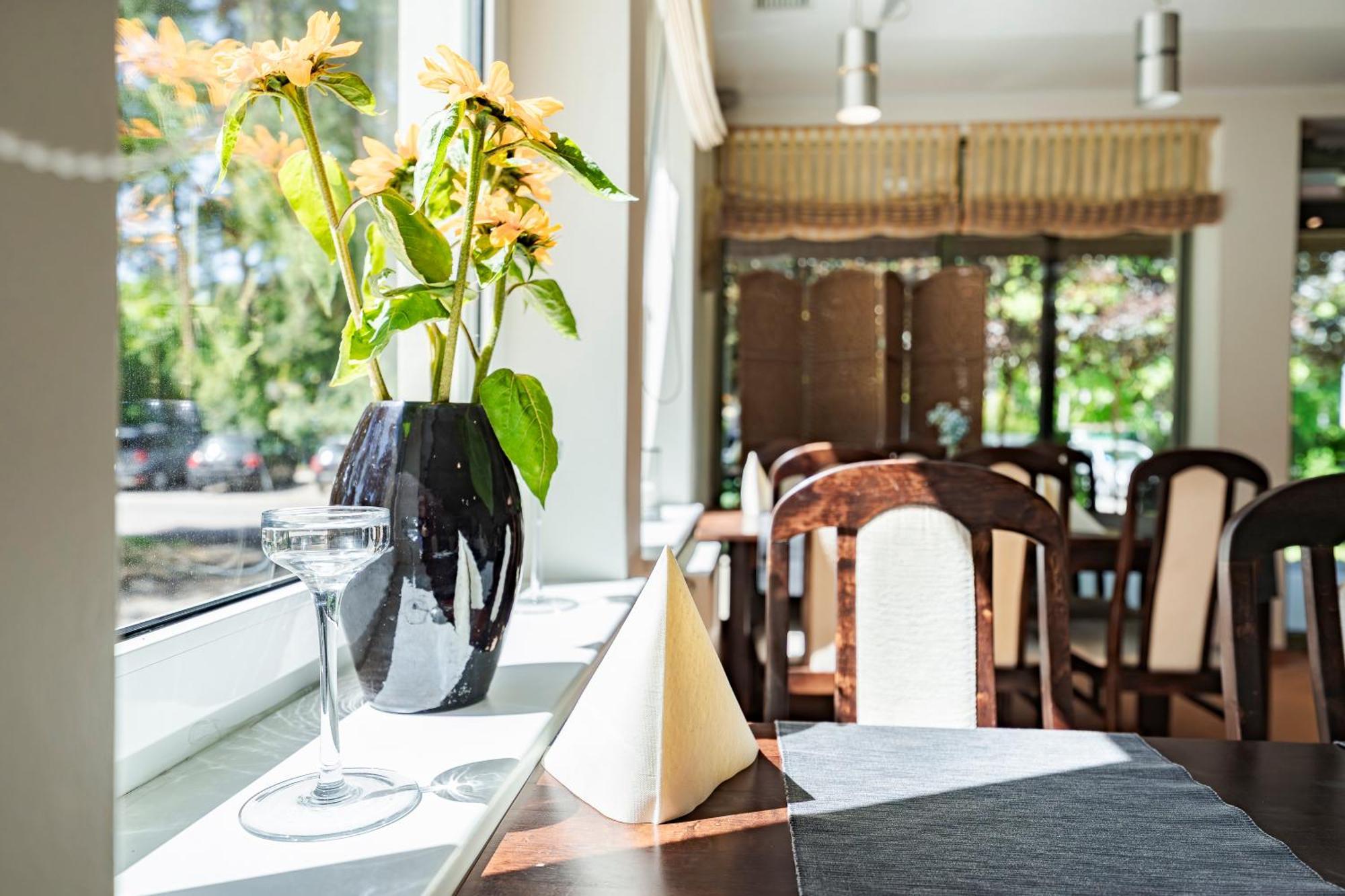 Sobieszewo Hotel 2*