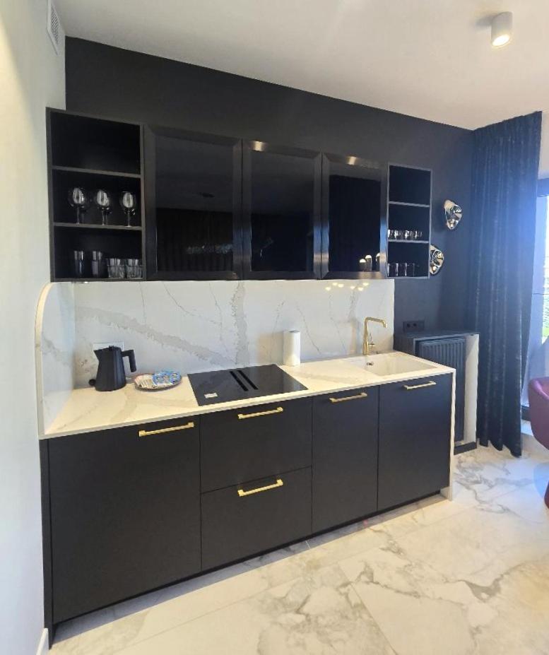 Granaria Premium River View By Downtown Apartment