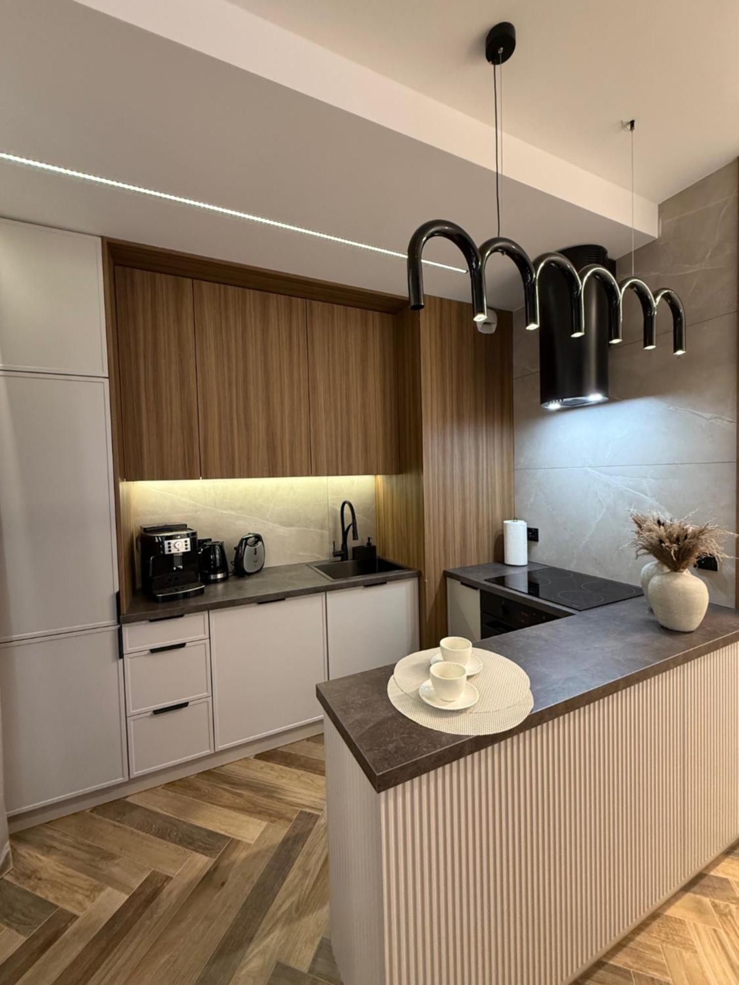 Apartment Family & Business Sauna Apartments Baltic Horizon Premium Spa - 3 Bedroom With Private Sauna, Jacuzzi, Rooftop Gym & Panoramic Terrace, Balcony, Underground Garage *