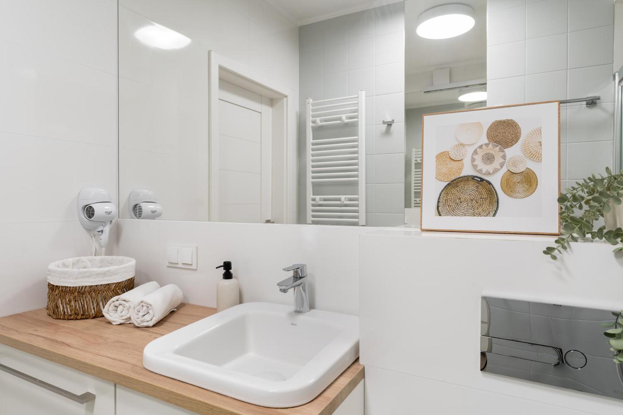Apartment Be - Nowa Motlawa - & Wellness, Parking, Pool, Gym