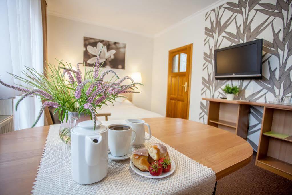 Anna - - Free Parking Guest house 2*