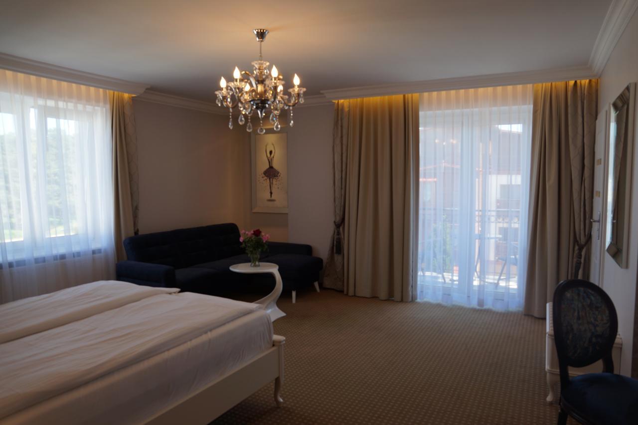 Moris Boutique Hotell 2*
