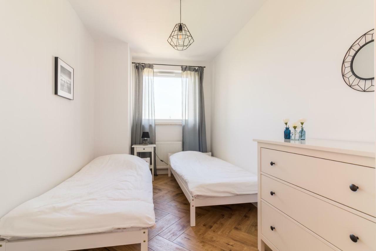 Golden Apartment