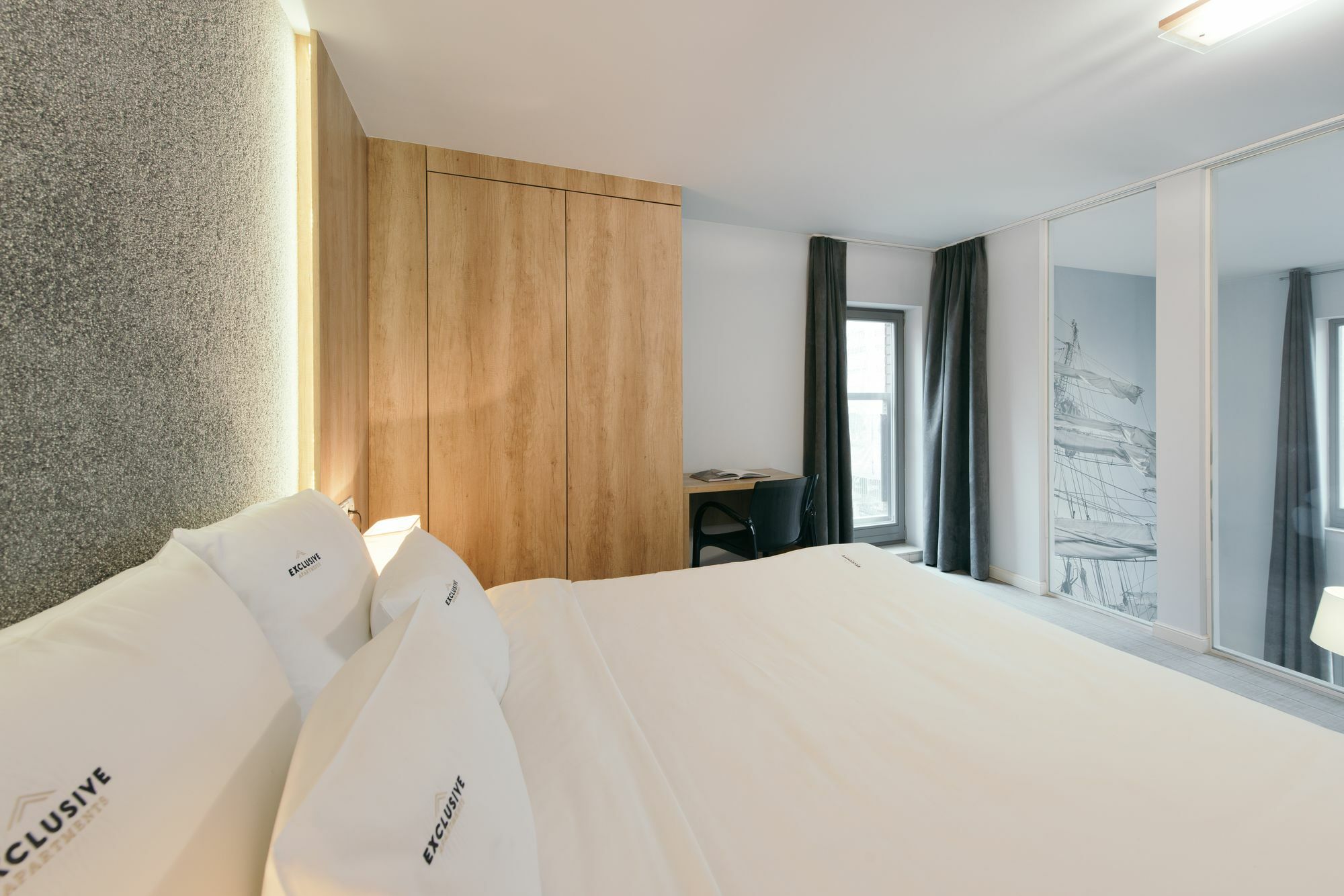 Exclusive Aparthotel 4*