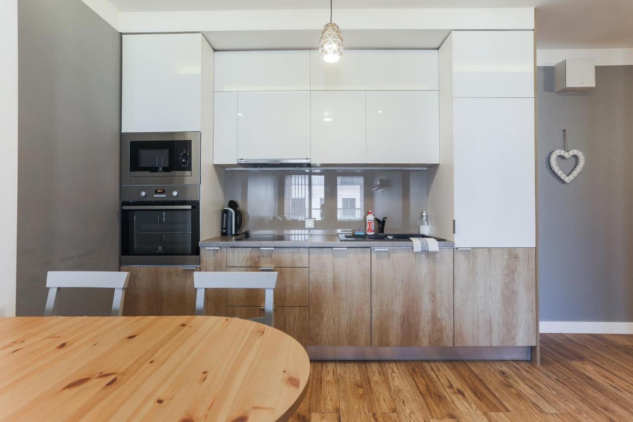 Apartment 3-rooms With Balcony By The Oldtown Gdansk