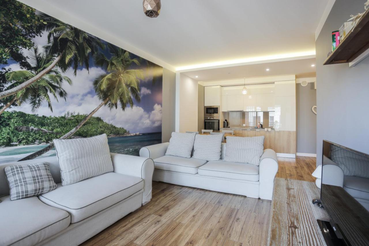 3-rooms With Balcony By The Oldtown Apartment