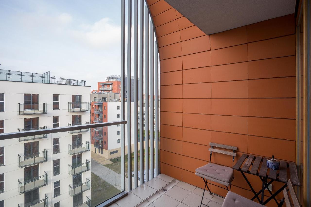Apartment 3-rooms With Balcony By The Oldtown Gdansk