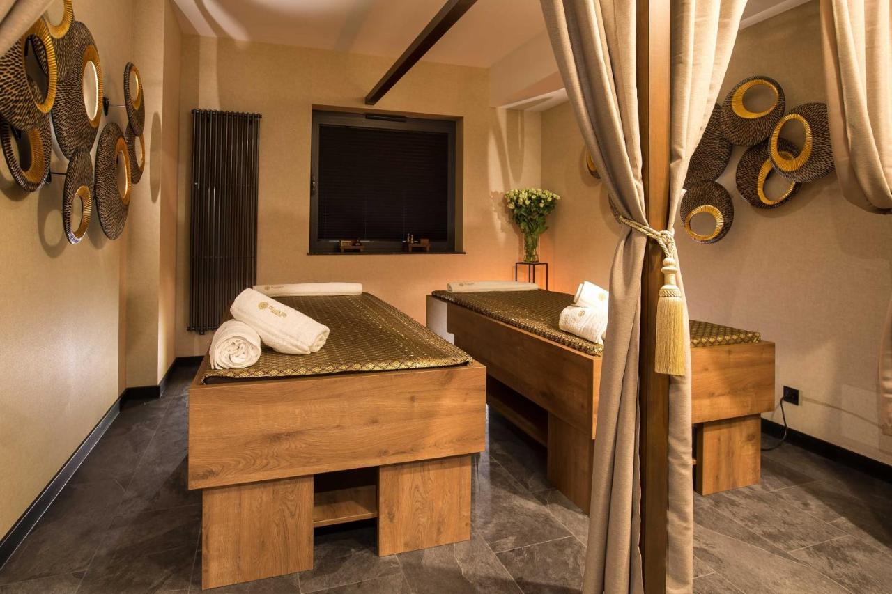 Sassy Suites *