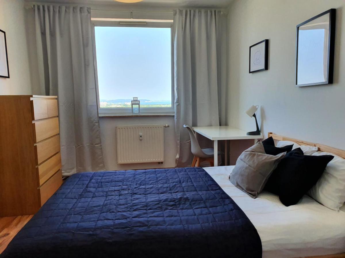 Apartament 16 Pietro Z Widokiem Na Morze Huoneisto